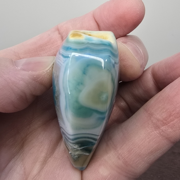 Blue Agate Crystal Heart - Picture 7 of 11
